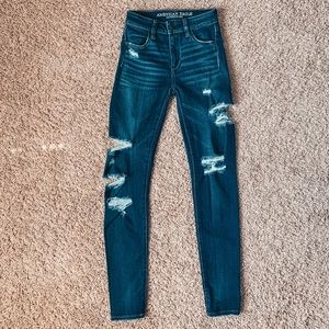 American Eagle dark blue ripped jeans